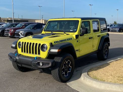 Used 2023 Jeep Wrangler Unlimited Rubicon 4xe AWD/4WD image 3