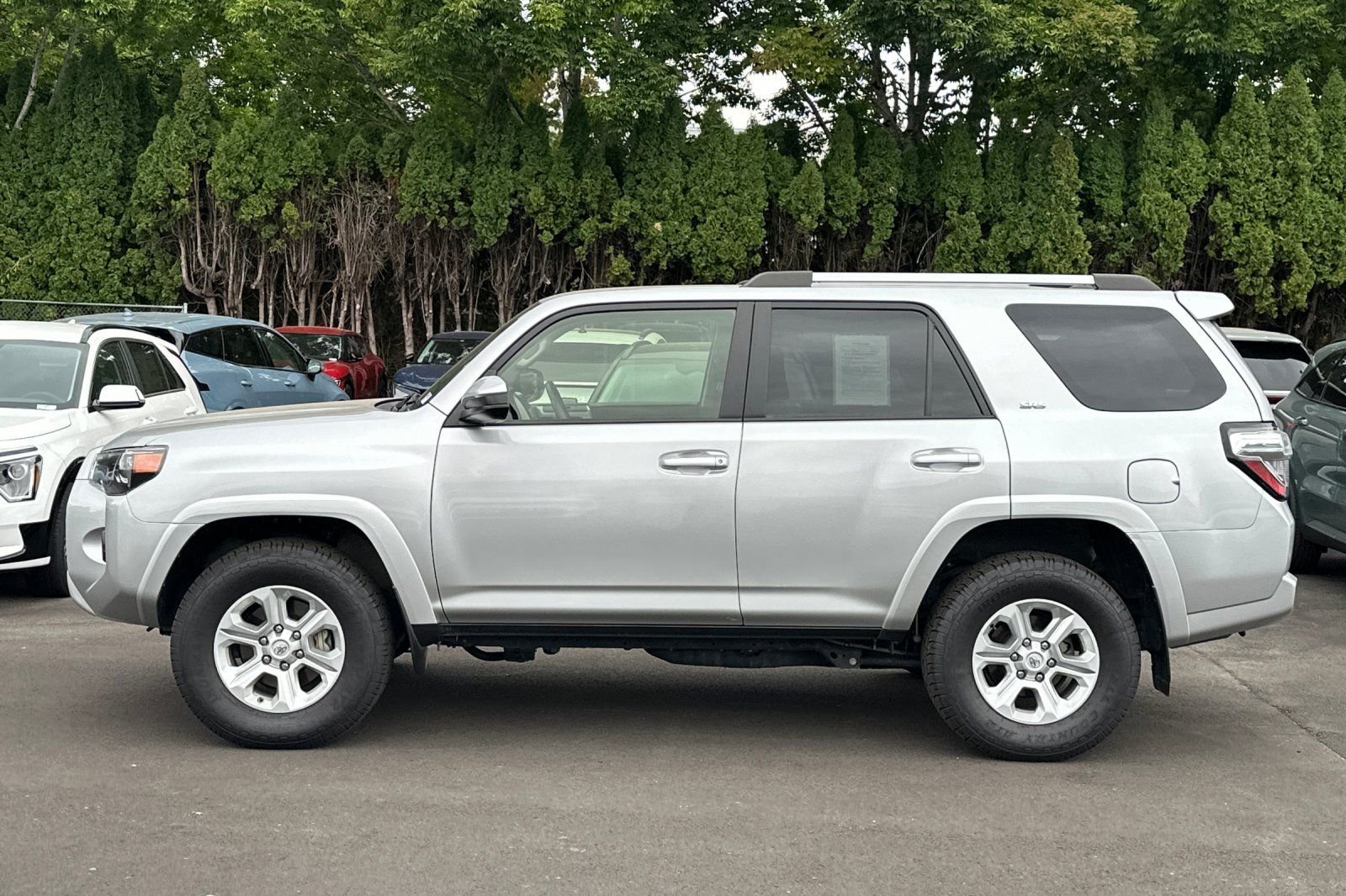 Used 2024 Toyota 4Runner SR5 AWD/4WD image 7