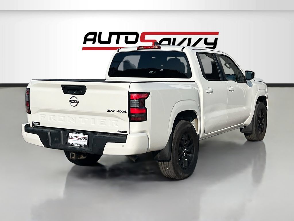 Used 2023 Nissan Frontier SV w/ Midnight Edition Package AWD/4WD image 7