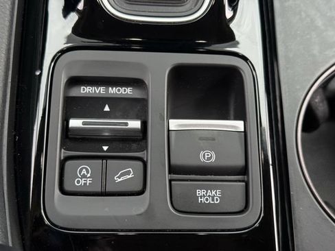 Used 2024 Honda Pilot EX-L image 19