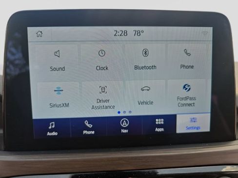 Used 2020 Ford Escape Titanium AWD/4WD image 22
