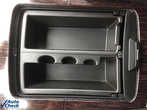 Used 2017 Chevrolet Traverse LT image 45