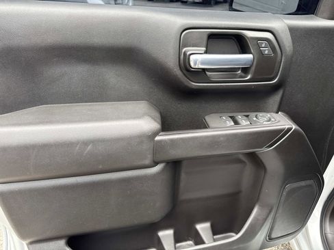 Used 2021 Chevrolet Silverado 1500 Custom w/ LPO, Dark Essentials Package image 15