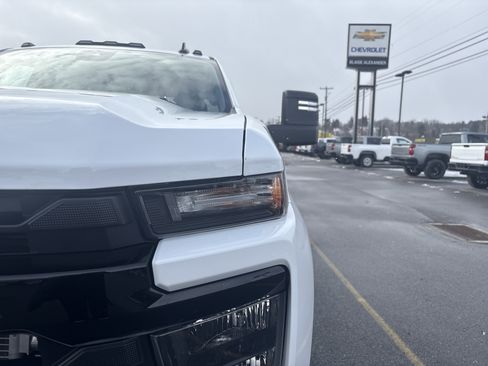 New 2026 Chevrolet Silverado 3500 W/T image 10