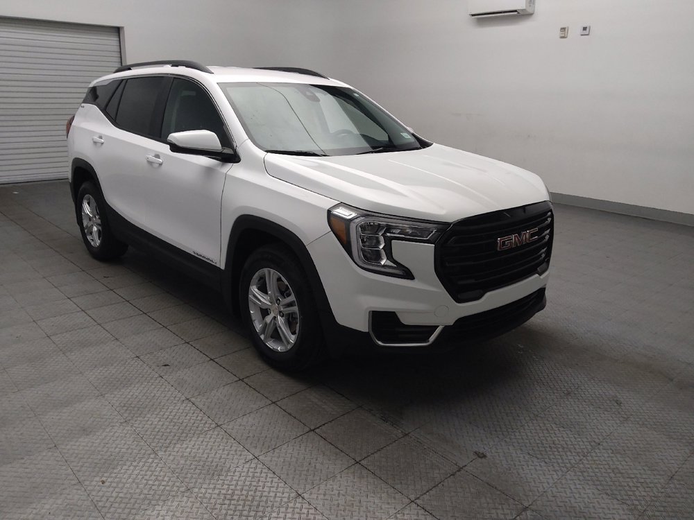 Used 2024 GMC Terrain SLE w/ Driver Convenience Package AWD/4WD image 13