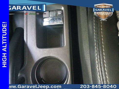 Used 2016 Jeep Patriot High Altitude AWD/4WD image 12