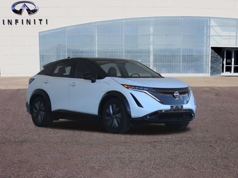Used 2024 Nissan Ariya AWD image 57