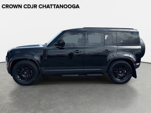 Used 2022 Land Rover Defender 110 S image 8