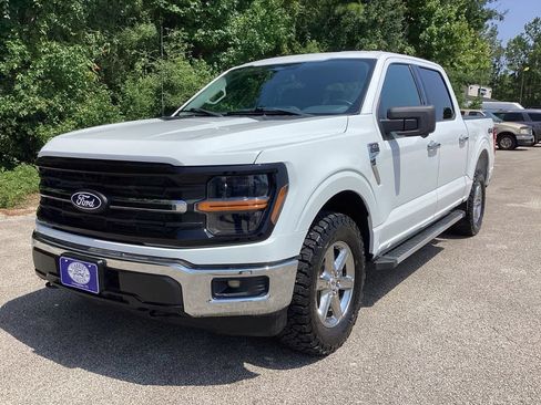 Used 2024 Ford F150 XLT w/ Tow/Haul Package AWD/4WD image 3