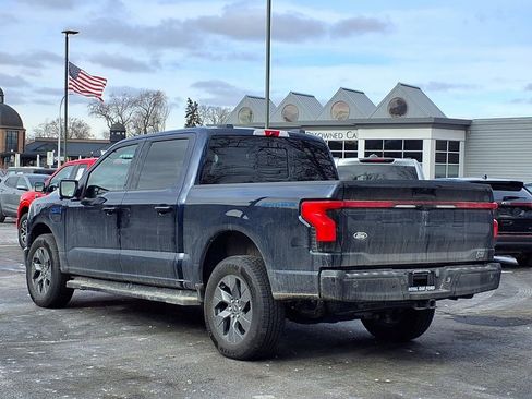 Used 2024 Ford F150 Lightning Lariat image 2