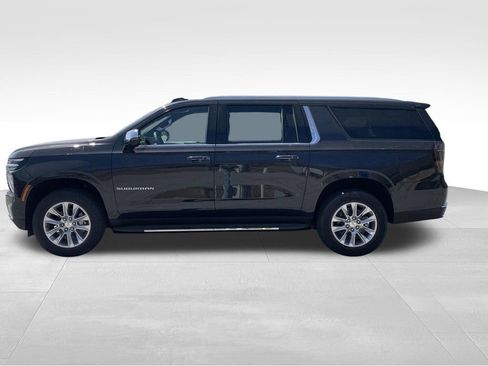 New 2025 Chevrolet Suburban Premier image 7