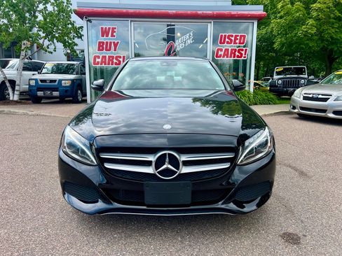 Used 2017 Mercedes-Benz C 300 4MATIC Sedan image 3
