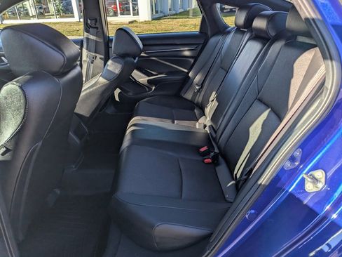 Used 2019 Honda Accord Sport image 17