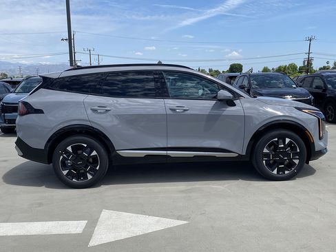 New 2026 Kia Sportage SX Prestige AWD/4WD image 2