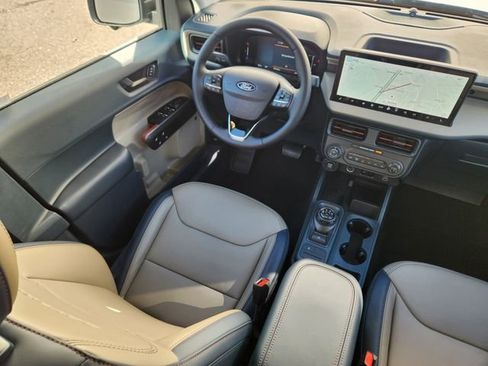 New 2025 Ford Maverick Lariat image 10