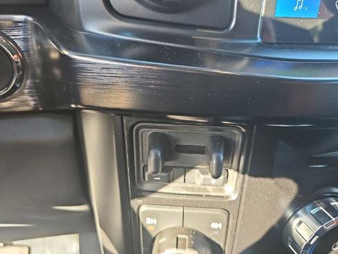 New 2025 Ford F350 Lariat w/ Lariat Ultimate Package image 22