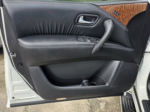 Used 2019 Nissan Armada Platinum w/ Interior Lighting Package AWD/4WD image 49