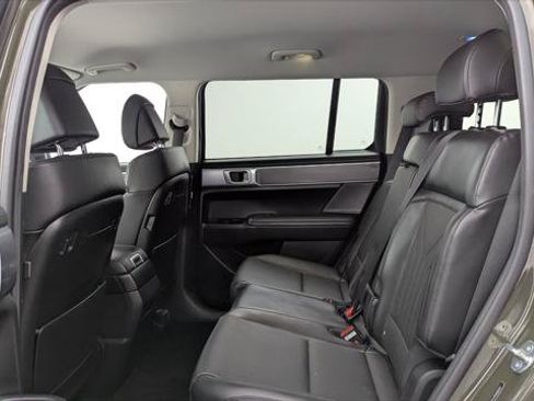 Used 2024 Hyundai Santa Fe SEL FWD image 17