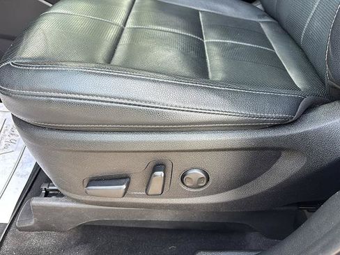 Used 2021 Kia Telluride EX w/ EX Premium Package AWD/4WD image 12