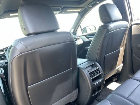 Used 2025 Cadillac XT5 Premium Luxury AWD/4WD image 20