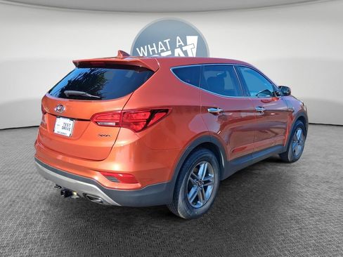Used 2017 Hyundai Santa Fe Sport FWD image 3