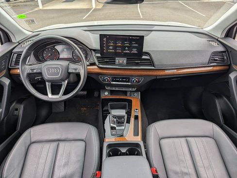 Used 2023 Audi Q5 2.0T Premium w/ Convenience Package AWD/4WD image 26