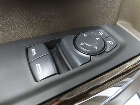 Used 2024 GMC Sierra 2500 SLE w/ SLE Convenience Package AWD/4WD image 60
