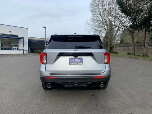 Certified 2022 Ford Explorer ST-Line w/ Class IV Trailer Tow Package image 5