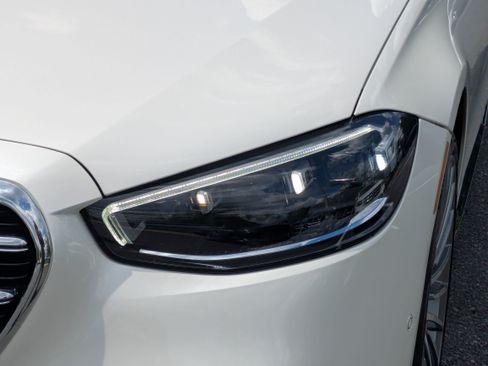 Certified 2023 Mercedes-Benz S 580 4MATIC Sedan image 9