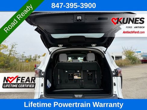 Used 2025 Toyota Sienna LE image 21
