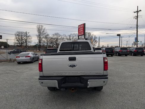 Used 2014 Ford F250 Lariat w/ Chrome Package image 8