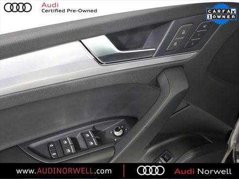 Certified 2025 Audi Q5 2.0T Premium image 20