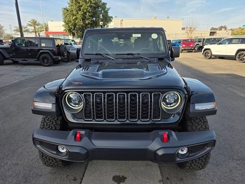 New 2025 Jeep Wrangler Unlimited Rubicon w/ Technology Group image 2