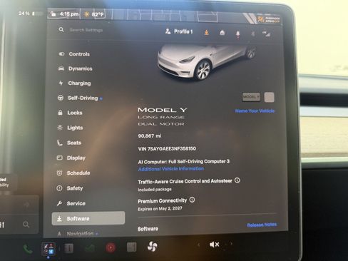 Used 2022 Tesla Model Y Long Range AWD/4WD image 19