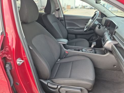 Used 2025 Hyundai Kona SEL AWD/4WD image 26