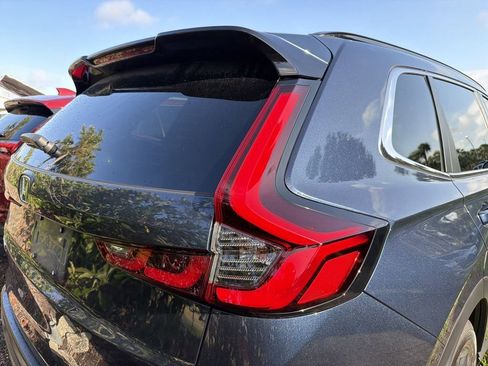 Used 2025 Honda CR-V Sport Touring image 10