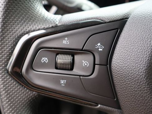 Used 2025 Chevrolet TrailBlazer LT AWD/4WD image 33