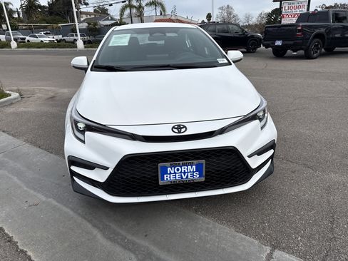 Used 2025 Toyota Corolla SE image 8