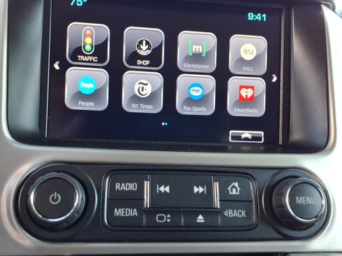 Used 2017 GMC Yukon SLT AWD/4WD image 22