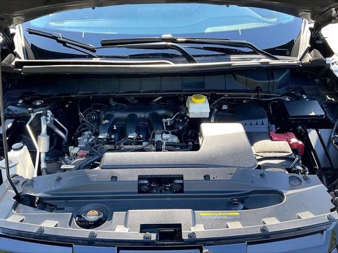 Used 2025 Nissan Pathfinder SV AWD/4WD image 37