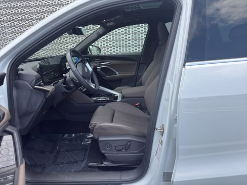 Certified 2025 Audi Q5 Prestige AWD/4WD image 14