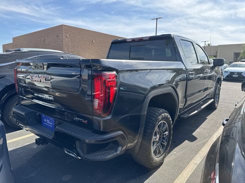 Used 2024 GMC Sierra 1500 AT4 w/ Technology Package AWD/4WD image 3