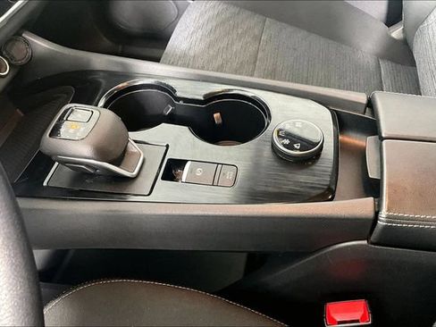 Used 2023 Nissan Rogue SV AWD/4WD image 20