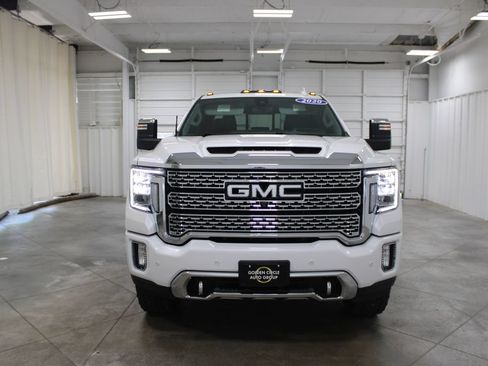 Used 2020 GMC Sierra 2500 Denali w/ Denali Ultimate Package AWD/4WD image 3