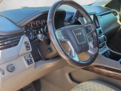 Used 2018 GMC Yukon SLT w/ Open Road Package image 9