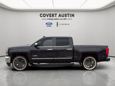Used 2016 Chevrolet Silverado 1500 LTZ w/ Texas Edition RWD image 2