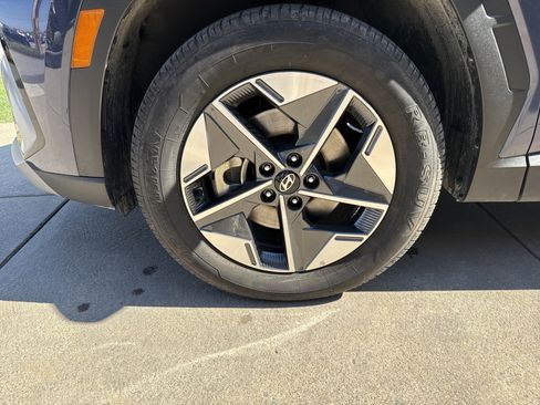 Certified 2025 Hyundai Tucson SEL image 11