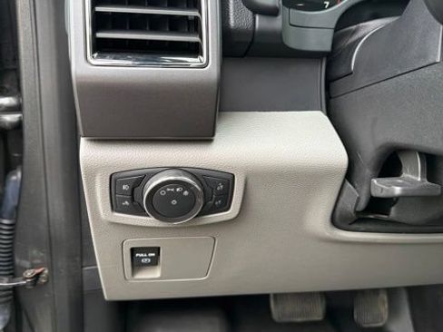 Used 2019 Ford F150 XLT w/ Trailer Tow Package AWD/4WD image 16