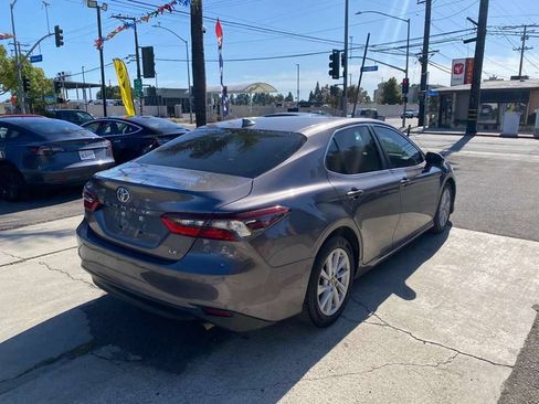 Used 2023 Toyota Camry LE FWD image 12
