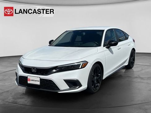 Used 2024 Honda Civic Sport image 3